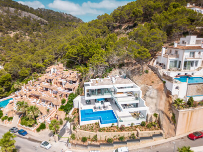 Villa Marimont - Luxurious modern villa in Cala Llamp