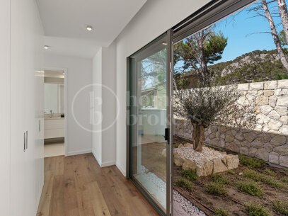Villa Marimont - Luxurious modern villa in Cala Llamp
