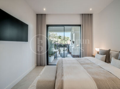 Altos Reales 1 - Three Bedroom Ground Floor Apartment with Sea Views in Altos Reales