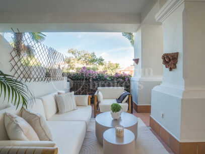 Altos Reales 1 - Three Bedroom Ground Floor Apartment with Sea Views in Altos Reales