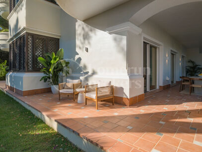 Altos Reales 1 - Three Bedroom Ground Floor Apartment with Sea Views in Altos Reales