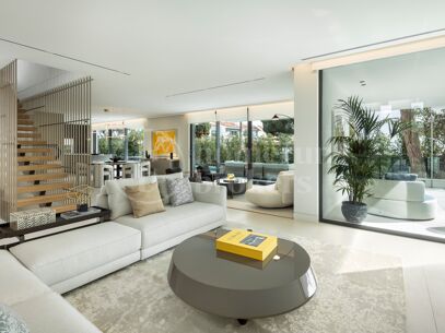 Los Angeles 185 - Luxury and Contemporary Living Beachside Cortijo Blanco