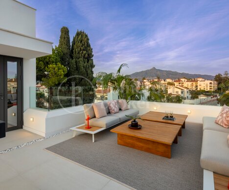 Los Angeles 185 - Luxury and Contemporary Living Beachside Cortijo Blanco