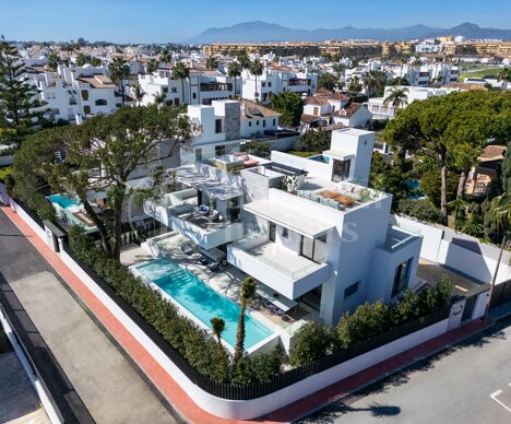 Los Angeles 185 - Luxury and Contemporary Living Beachside Cortijo Blanco