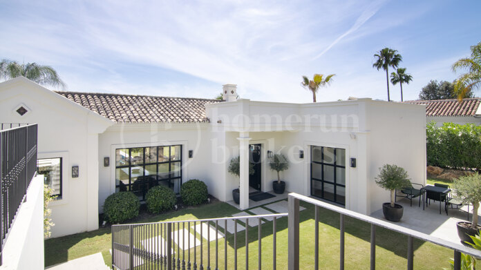 Villa Naranjos - Renovated 3-Bedroom Villa in Nueva Andalucia, Marbella