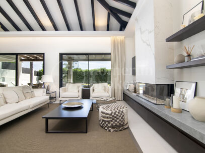 Villa Naranjos - Renovated 3-Bedroom Villa in Nueva Andalucia, Marbella