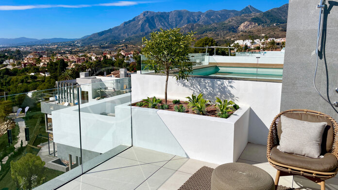 The List - Brand New Villa in Rio Real Marbella