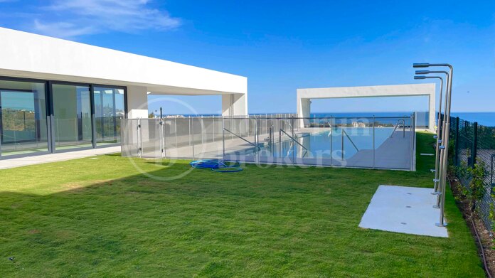 The List - Brand New Villa in Rio Real Marbella