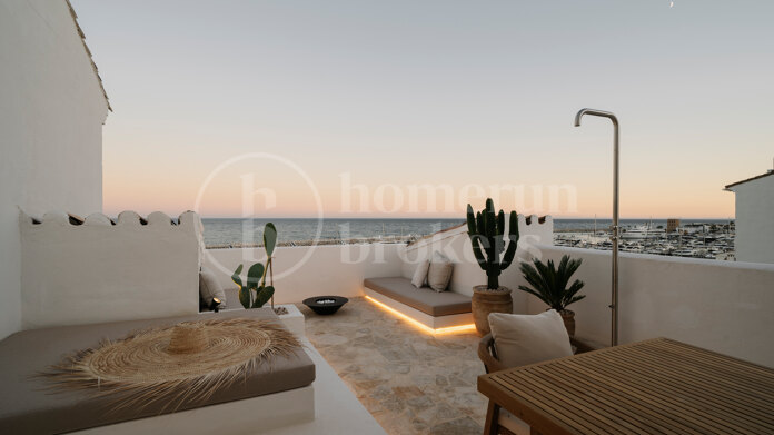 Banus 4 - Luxury apartment in the heart of Puerto Banús, Marbella