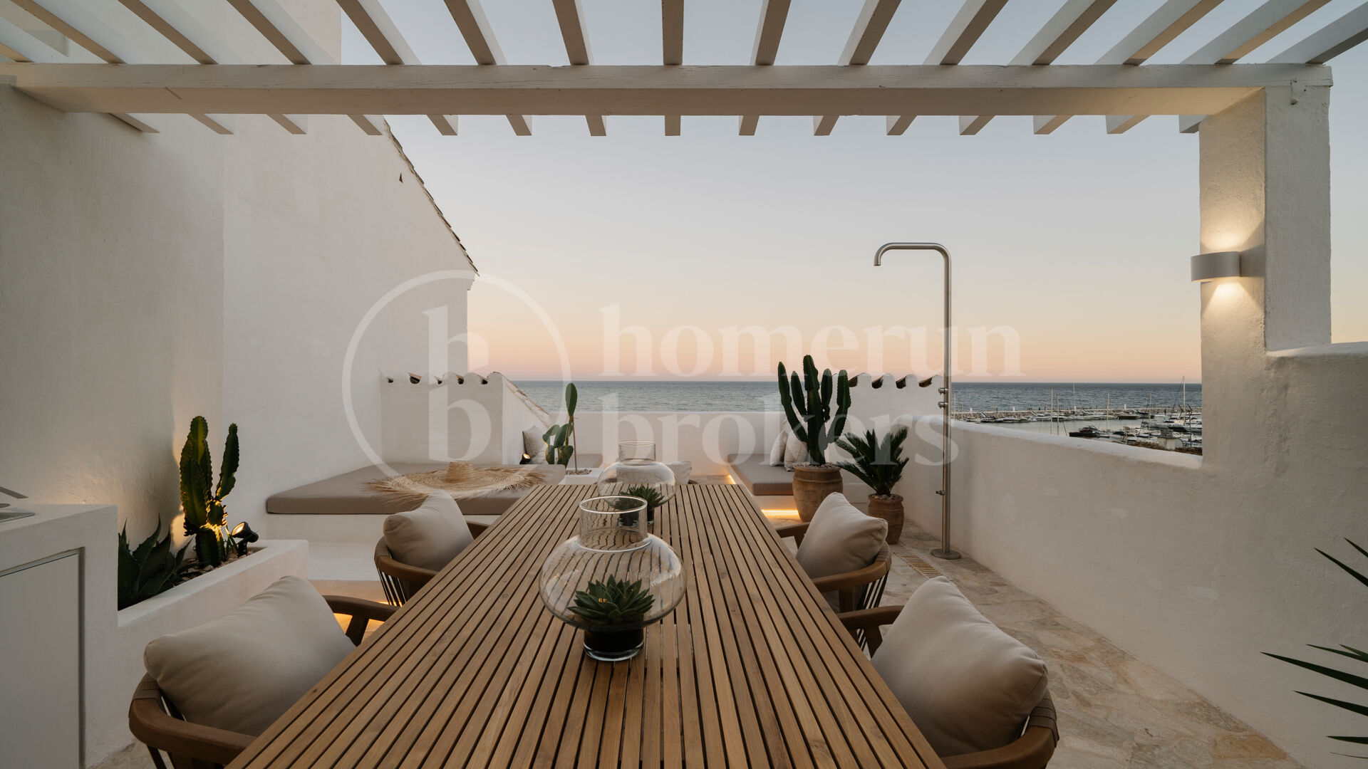 Banus 4 - Lyxig lägenhet i hjärtat av Puerto Banús, Marbella