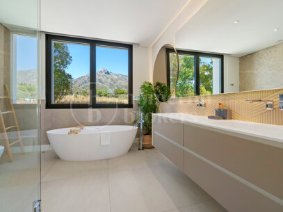 Villa Romano - Brand New Villa in Lomas del Marques, Marbella's Golden Mile