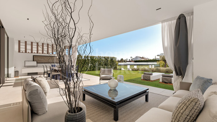 Vila 8 – Designed for Luxurious Coastal Living, Marbella Golden Mile