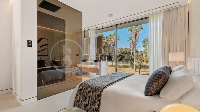 Vila 8 – Designed for Luxurious Coastal Living, Marbella Golden Mile