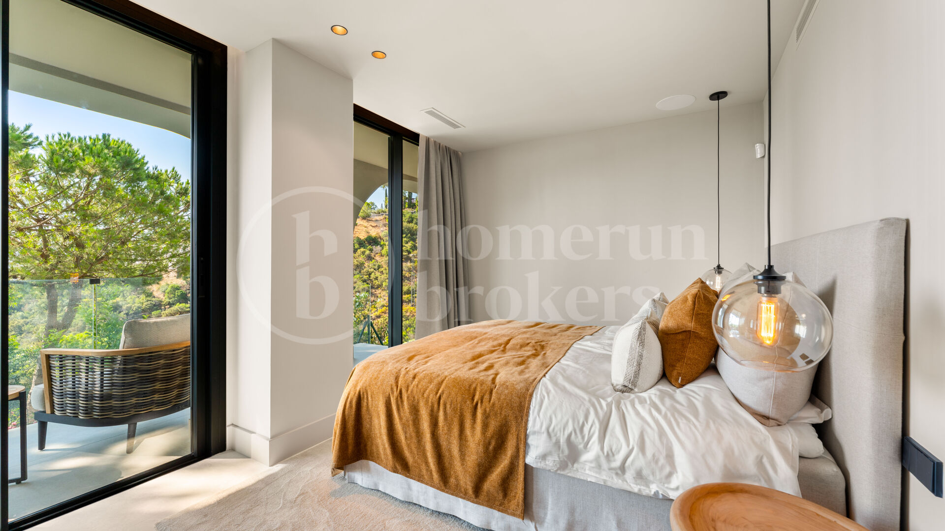 Villa Yama - Modern Andalusian Luxury in El Madroñal
