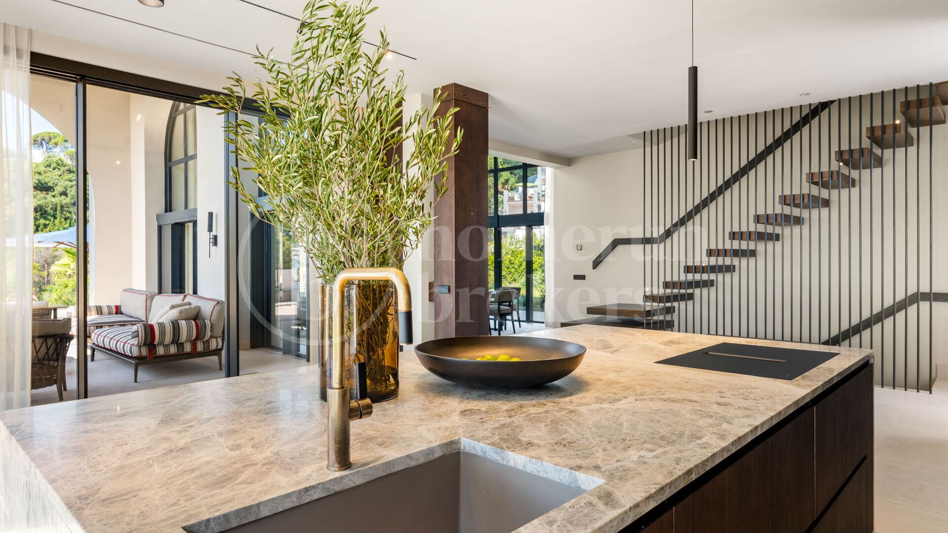 Villa Yama - Modern Andalusian Luxury in El Madroñal
