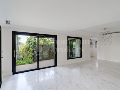 Villa Solis - Breathtaking sea views villa in Lomas de Magna Marbella