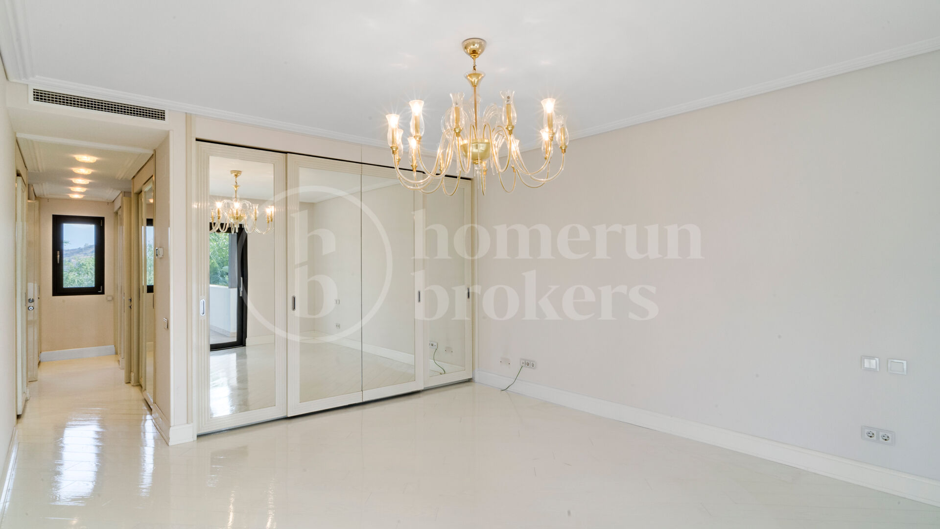 Villa Solis - Breathtaking sea views villa in Lomas de Magna Marbella