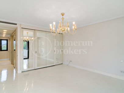 Villa Solis - Breathtaking sea views villa in Lomas de Magna Marbella