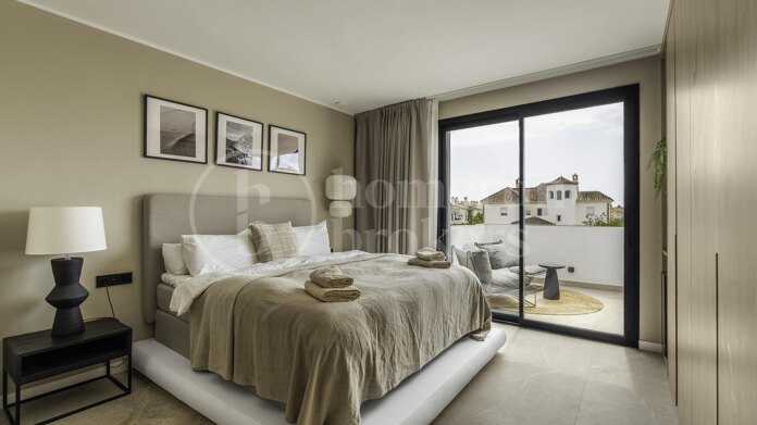 Villa Maria - Renovated Beach Villa for Sale Steps from the Sea in San Pedro, Marbella