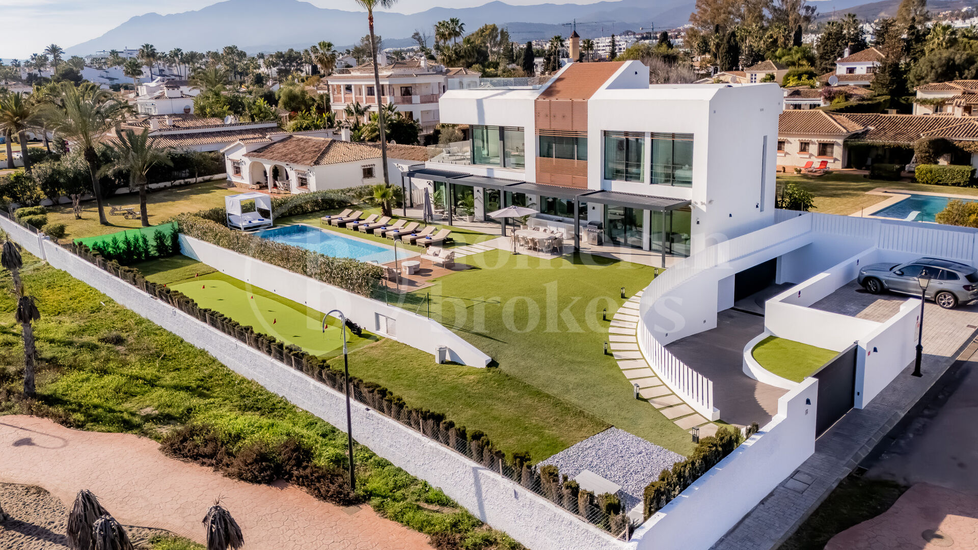 Villa El Saladillo - Luxurious Beach House Frontline Beach, East Estepona