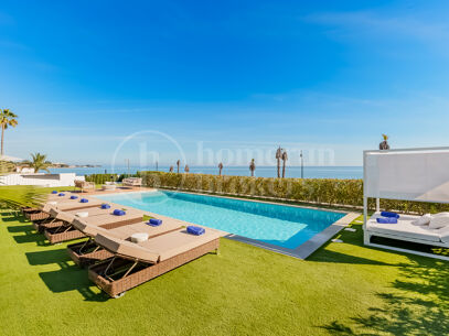 Villa El Saladillo - Luxurious Beach House Frontline Beach, East Estepona