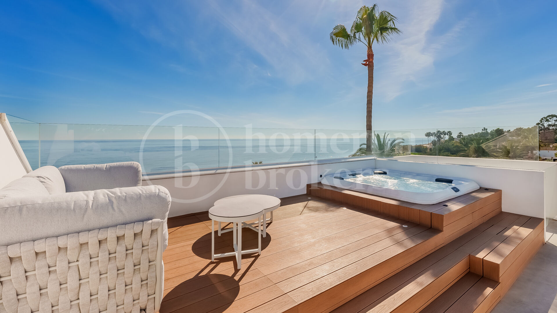 Villa El Saladillo - Luxurious Beach House Frontline Beach, East Estepona