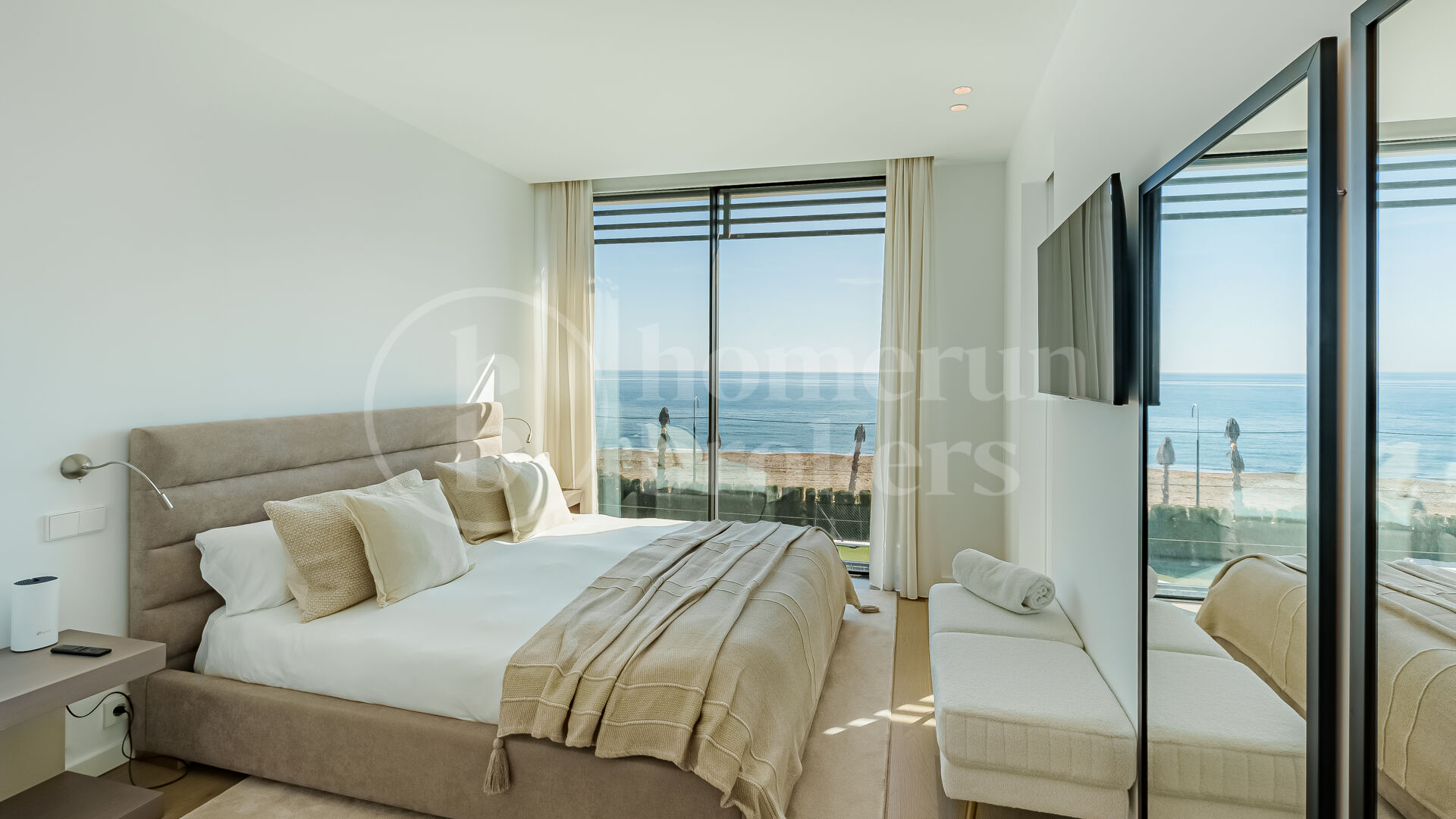 Villa El Saladillo - Luxurious Beach House Frontline Beach, East Estepona