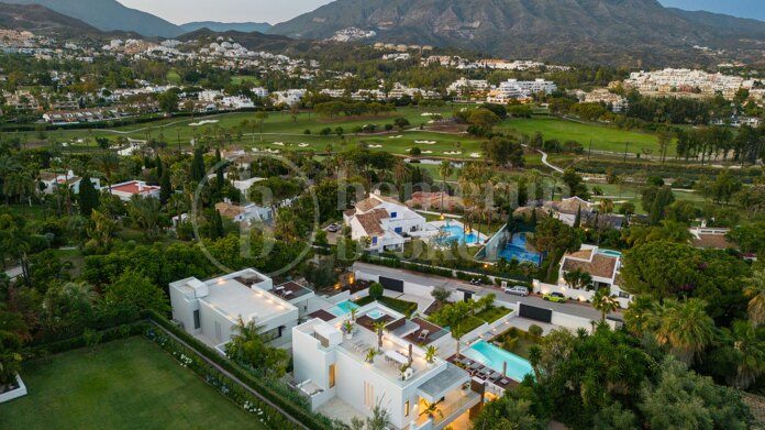 Villa Camelia - Contemporary Villa in Las Brisas, Nueva Andalucia