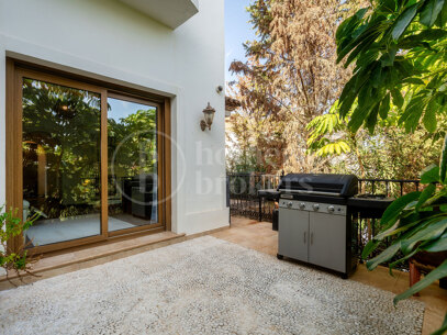 Villa El Paraiso - Andalusian Charm & Elegance in El Paraiso Alto
