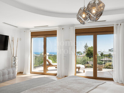 Villa El Paraiso - Andalusian Charm & Elegance in El Paraiso Alto