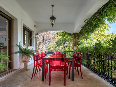 Villa El Paraiso - Andalusian Charm & Elegance in El Paraiso Alto