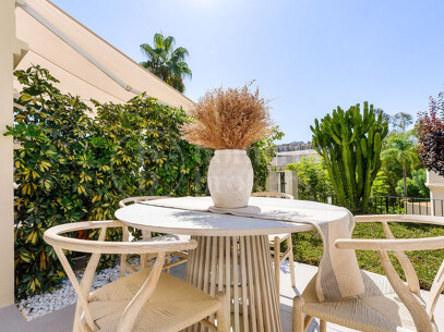Casa Chloe - Exclusive Townhouse with Rooftop Terrace in La Quinta