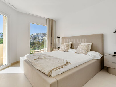 Casa Chloe - Exclusive Townhouse with Rooftop Terrace in La Quinta