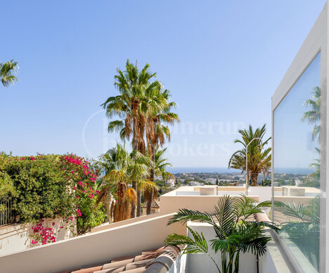 Casa Chloe - Exclusive Townhouse with Rooftop Terrace in La Quinta