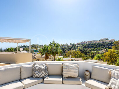 Casa Chloe - Exclusive Townhouse with Rooftop Terrace in La Quinta