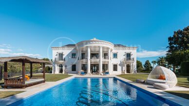 Palace Blanc - Mansion Beläget i Hacienda Las Chapas