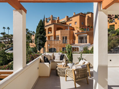 Maison Fuzei - Totally Renovaded Duplex Penthouse in Palacetes Los Belevederes
