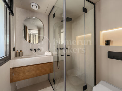 Maison Fuzei - Totally Renovaded Duplex Penthouse in Palacetes Los Belevederes