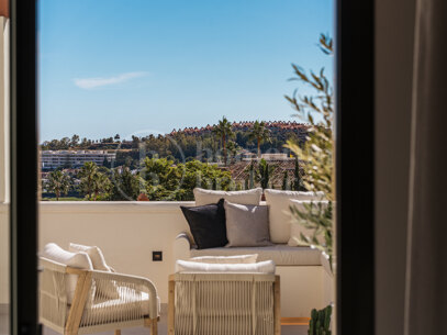 Maison Fuzei - Totally Renovaded Duplex Penthouse in Palacetes Los Belevederes