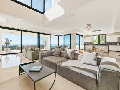 Villa Vistas - Luxury Villa with Sea Views, in Paraiso Alto