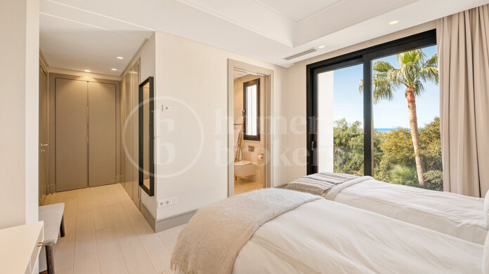 Villa Vistas - Luxury Villa with Sea Views, in Paraiso Alto