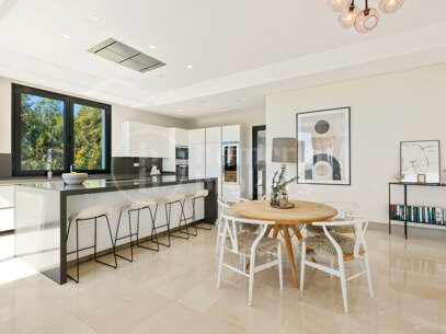 Villa Vistas - Luxury Villa with Sea Views, in Paraiso Alto