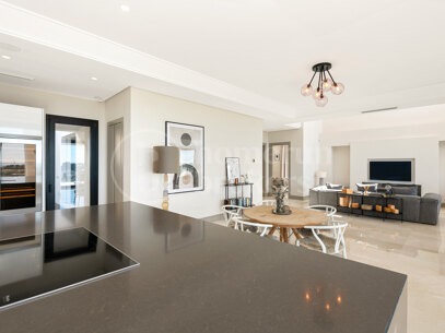 Villa Vistas - Luxury Villa with Sea Views, in Paraiso Alto