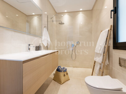 Villa Vistas - Luxury Villa with Sea Views, in Paraiso Alto