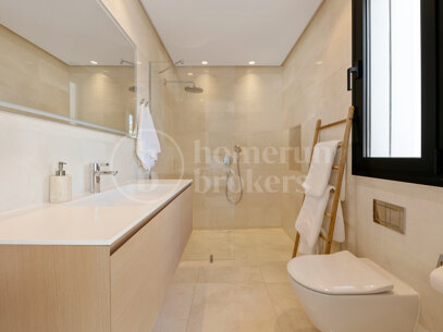 Villa Vistas - Luxury Villa with Sea Views, in Paraiso Alto