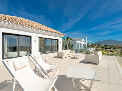 Villa Vistas - Luxury Villa with Sea Views, in Paraiso Alto