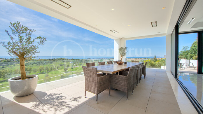 Villa Vistas - Luxury Villa with Sea Views, in Paraiso Alto