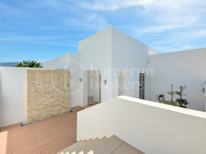 Villa Vistas - Luxury Villa with Sea Views, in Paraiso Alto