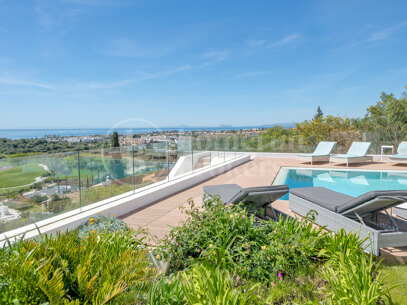 Villa Vistas - Luxury Villa with Sea Views, in Paraiso Alto