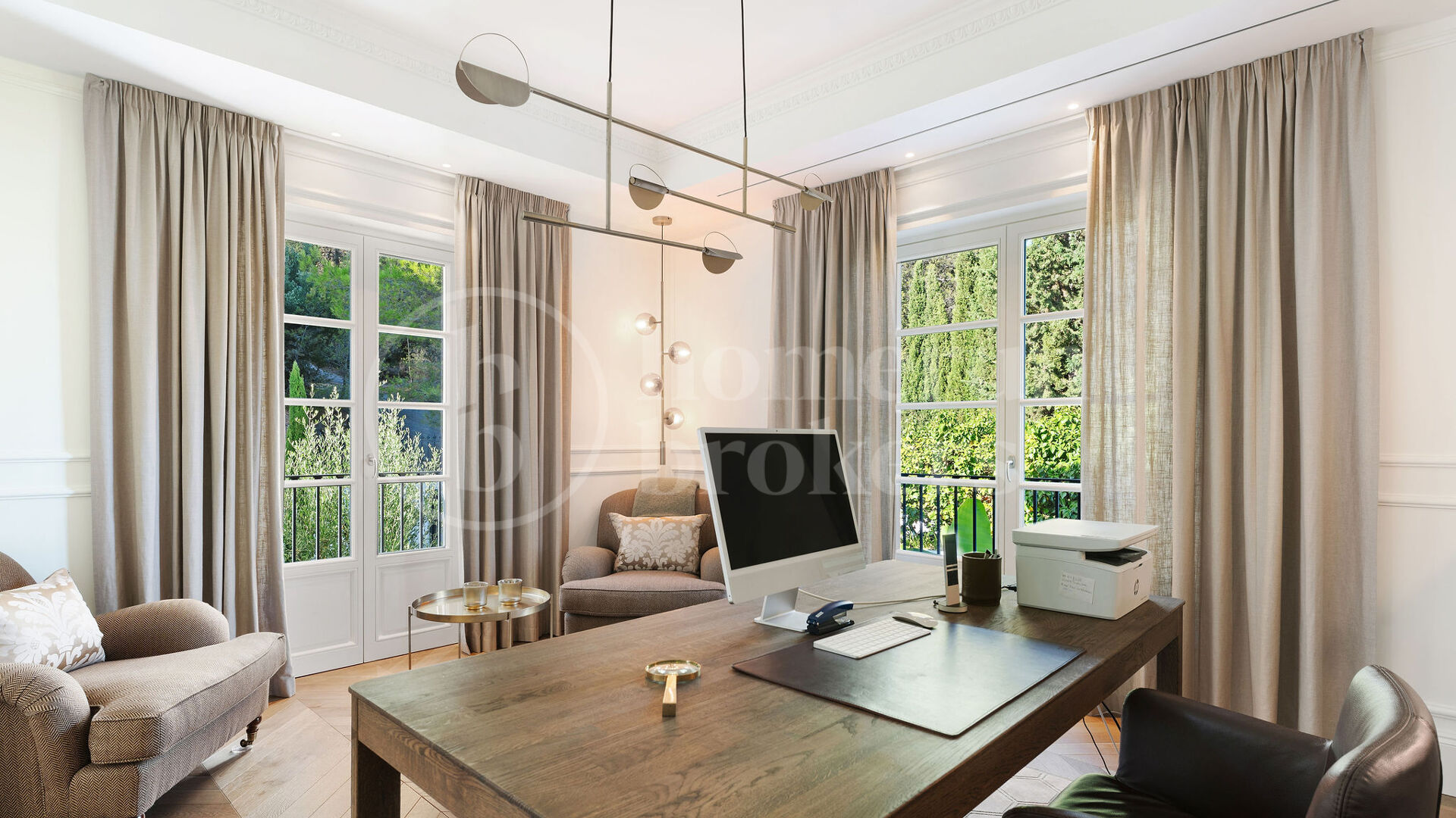 Villa Vivaldi - Elegant Contemporary Villa in Sierra Blanca